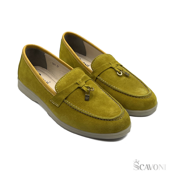 Mocassin en daim jaune réf 101