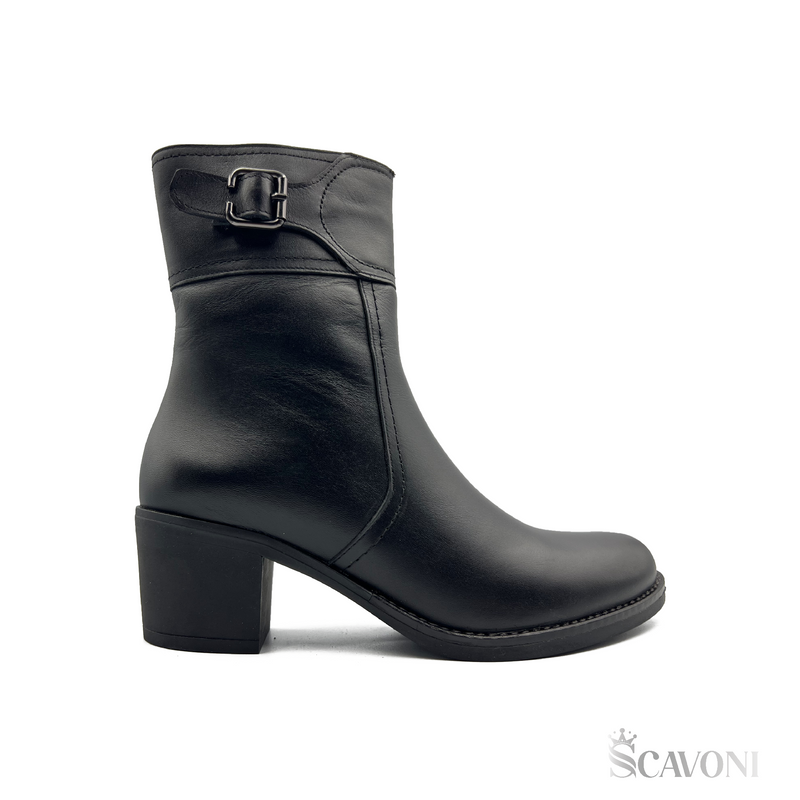 Bottine en cuir noir réf 22552