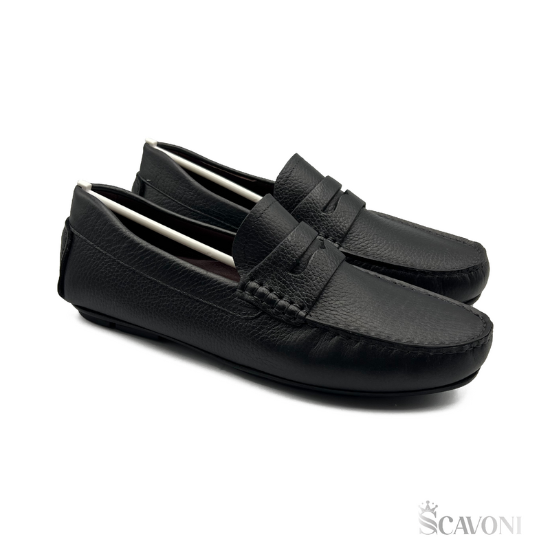 Mocassin en cuir noir réf 006