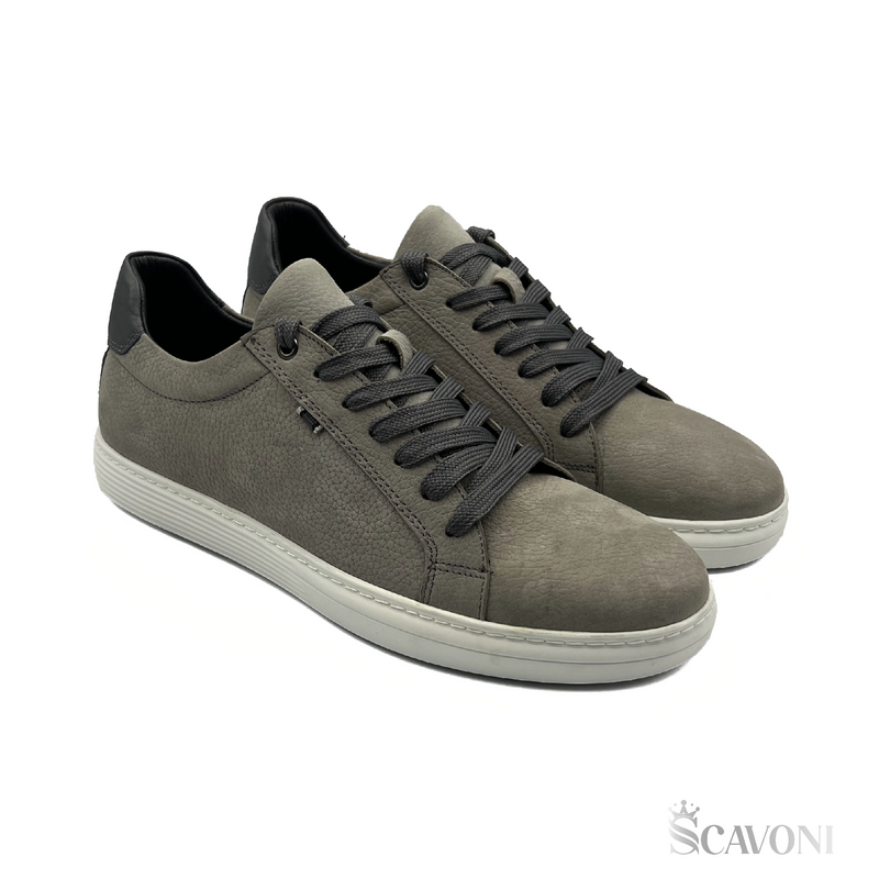 Baskets en nubuck gris réf 528