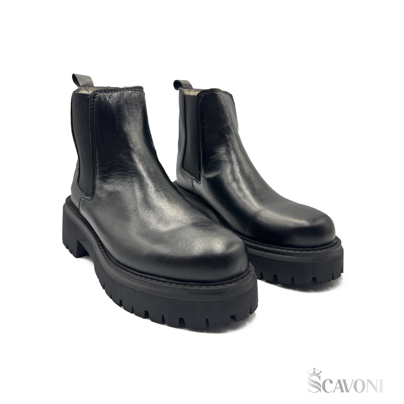 Chelsea boots en cuir noir réf 6041