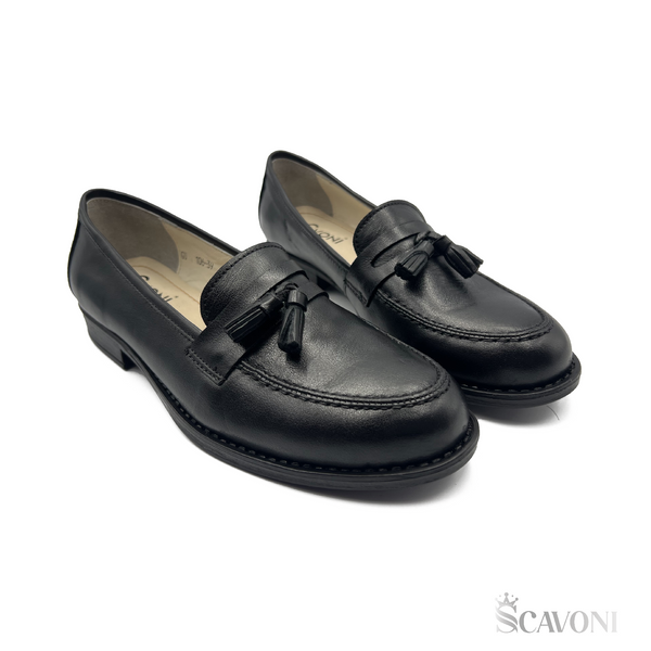 Mocassin en cuir noir réf 106