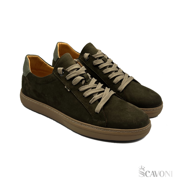 Baskets en nubuck vert réf 528