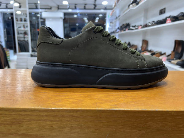 Baskets en nubuck vert ref 861