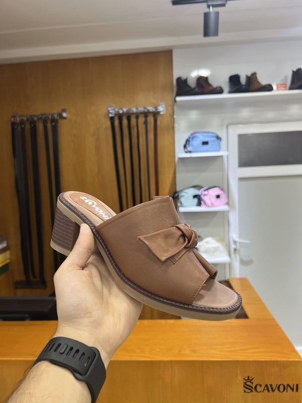 Sandale en cuir marron réf 27