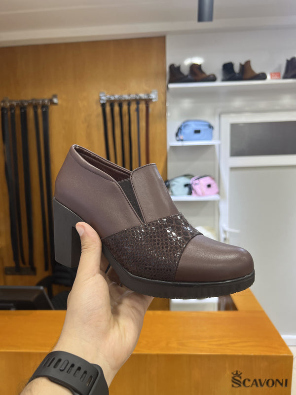Escarpin en cuir marron réf 22447